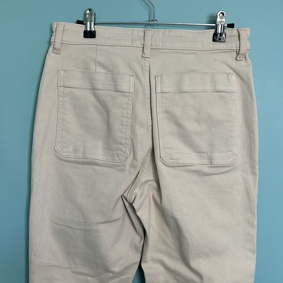 Everlane The Slim Leg Crop Pant in Sandstone - Picture 8 of 10